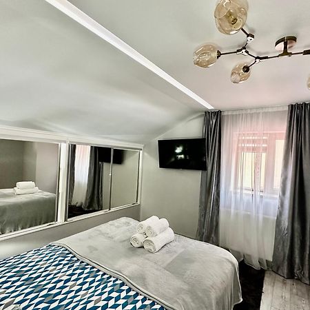 Deyinn Guest House Centrum Turda Eksteriør billede