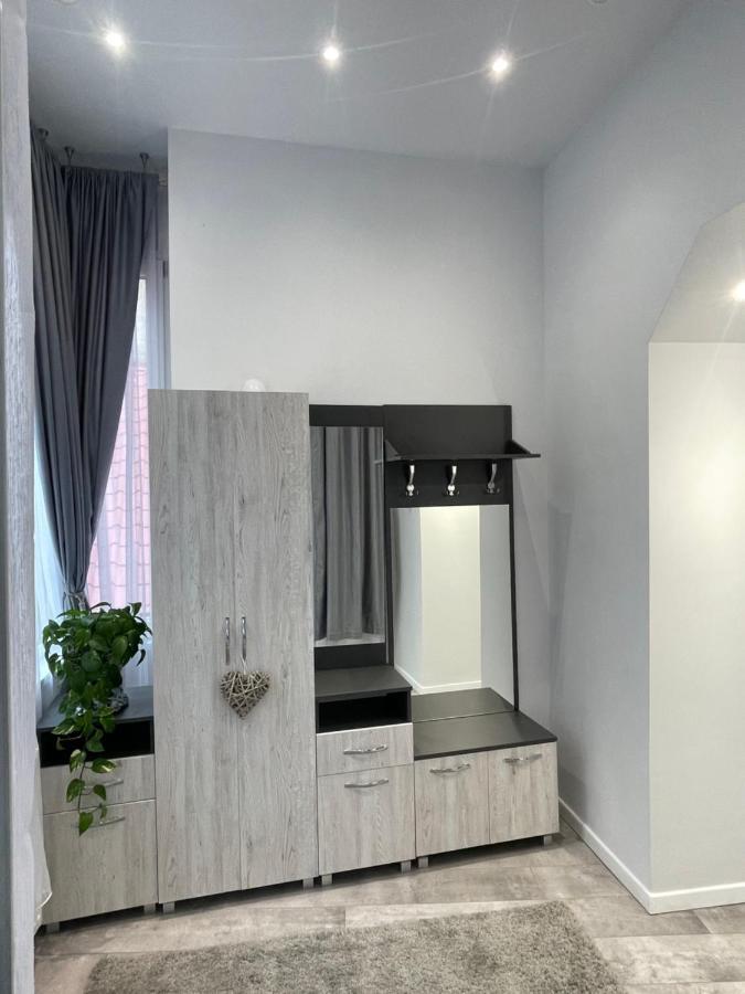 Deyinn Guest House Centrum Turda Eksteriør billede