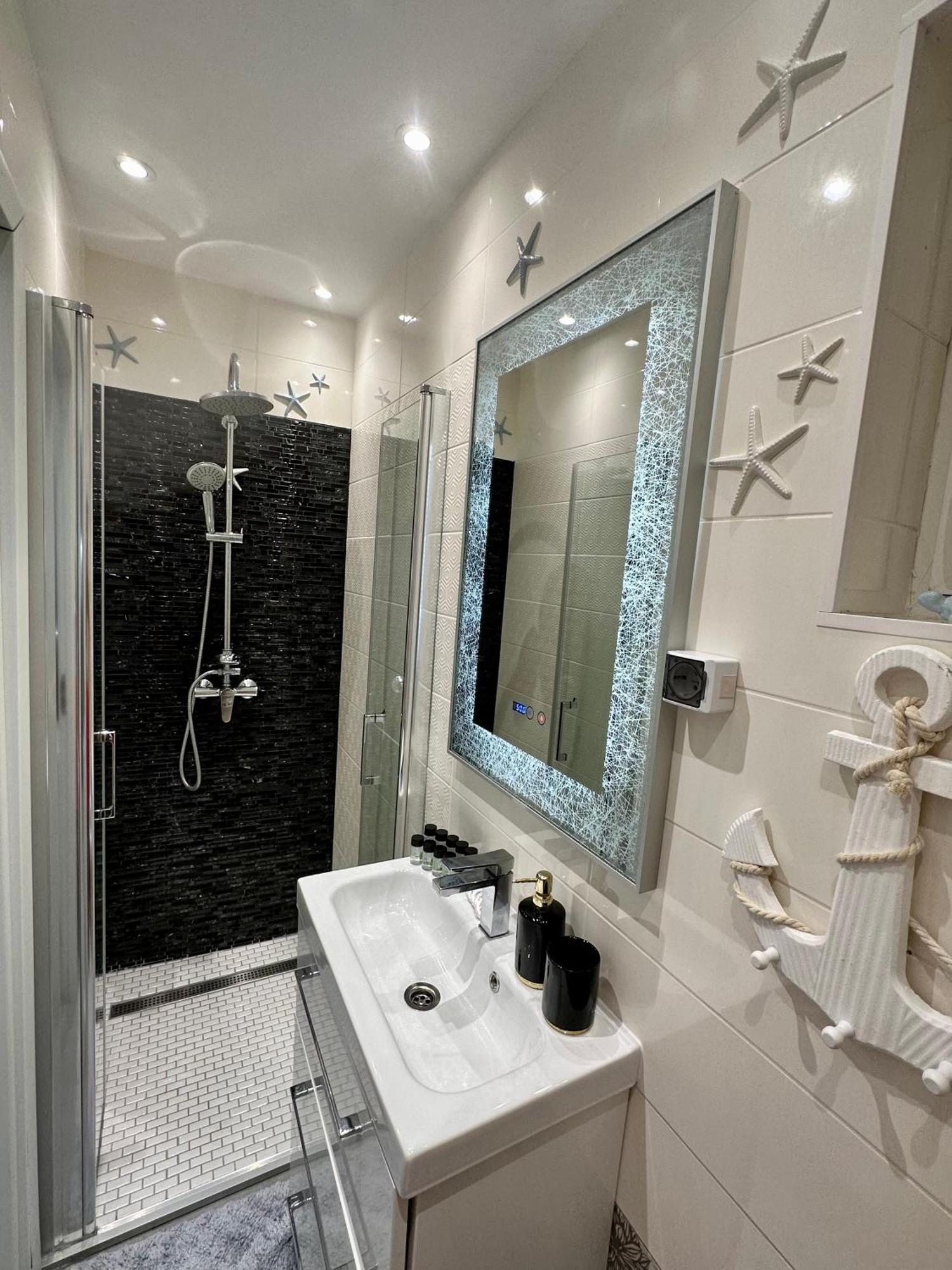 Deyinn Guest House Centrum Turda Eksteriør billede