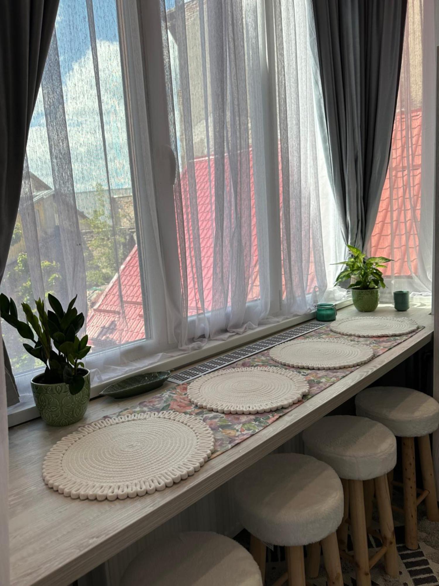 Deyinn Guest House Centrum Turda Eksteriør billede